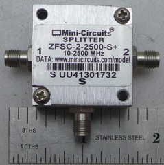 Mini-Circuits ZFSC-2-2500-S+ Power Splitter/Combiner