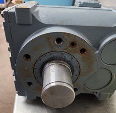 Sew-Eurodrive FA67B-R37-DR63S4/BR 0.12kW 1380rpm/1.6 1680rpm/1.9 [F2F]