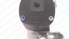 SWAGELOK MS-151-DA W/ ATTACHED PART B-42XTF2-NH, PNEUMATIC ACTUATOR #349696
