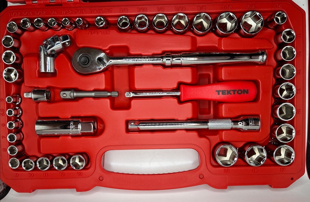 Tekton 45 Piece Standar And Metric 1/4 – 3/8 In Drive Socket Set