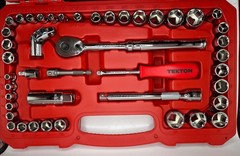 Tekton 45 Piece Standar And Metric 1/4 – 3/8 In Drive Socket Set