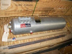 NEW AESSEAL STAINLESS VESSEL MODEL SSE25 SIZE 25 LITRE 6.6 GAL. MFG. DATE 201