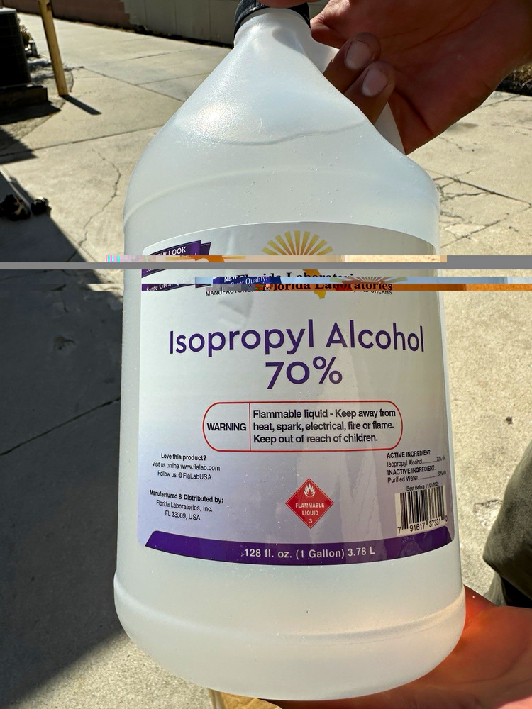 Florida Laboratories Isopropyl Alcohol 70% 1 Gallon 128 fl oz (3.78 L)