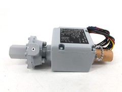 New ITT 110P42CC6AS Adjustable Pressure Switch 10″ – 100″ H2O 11A