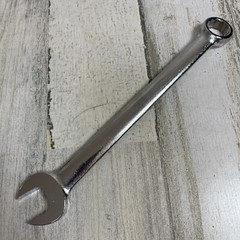 Gray Canada 21MM Combination Open and 12 Pt Box End Wrench M021