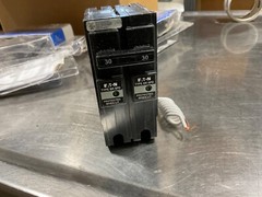 Eaton BR230SURCS Surge Protection Devices. PACKAGE MAY HAVE SLIGHT DAMAGE NEW