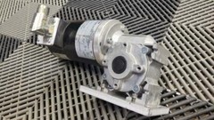 Lenze SSN40-1GVAR-063C22 Servo Motor SSN40-1FVAR 15:1 Gear Reducer