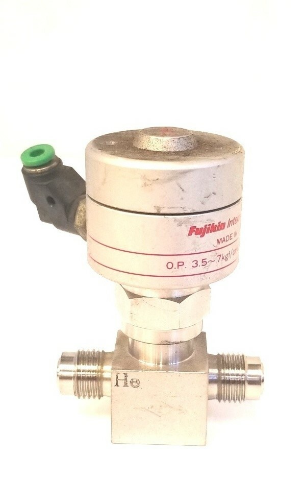 Fujikin O.P. 3.5-7kgf/cm2G Pneumatic Valve, N.C MVCR, Used