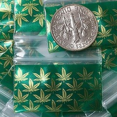 BaggiesSince1987- 12534 ZipSeal DESIGN BAGS MIX 1.25″X3/4″ METALLIC, 👀Details🔽