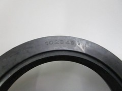 NEW LP100-H2048 For: LPM Total Source Oil Seal 0810