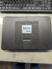 Xblue Networks X-25 VoIP Business Phone System w/ 7 X3030 Phones
