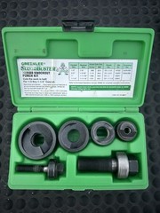 Greenlee 7235BB Slug Buster Knockout Conduit Punch Set 1/2 to 1-1/4″ CLEAN