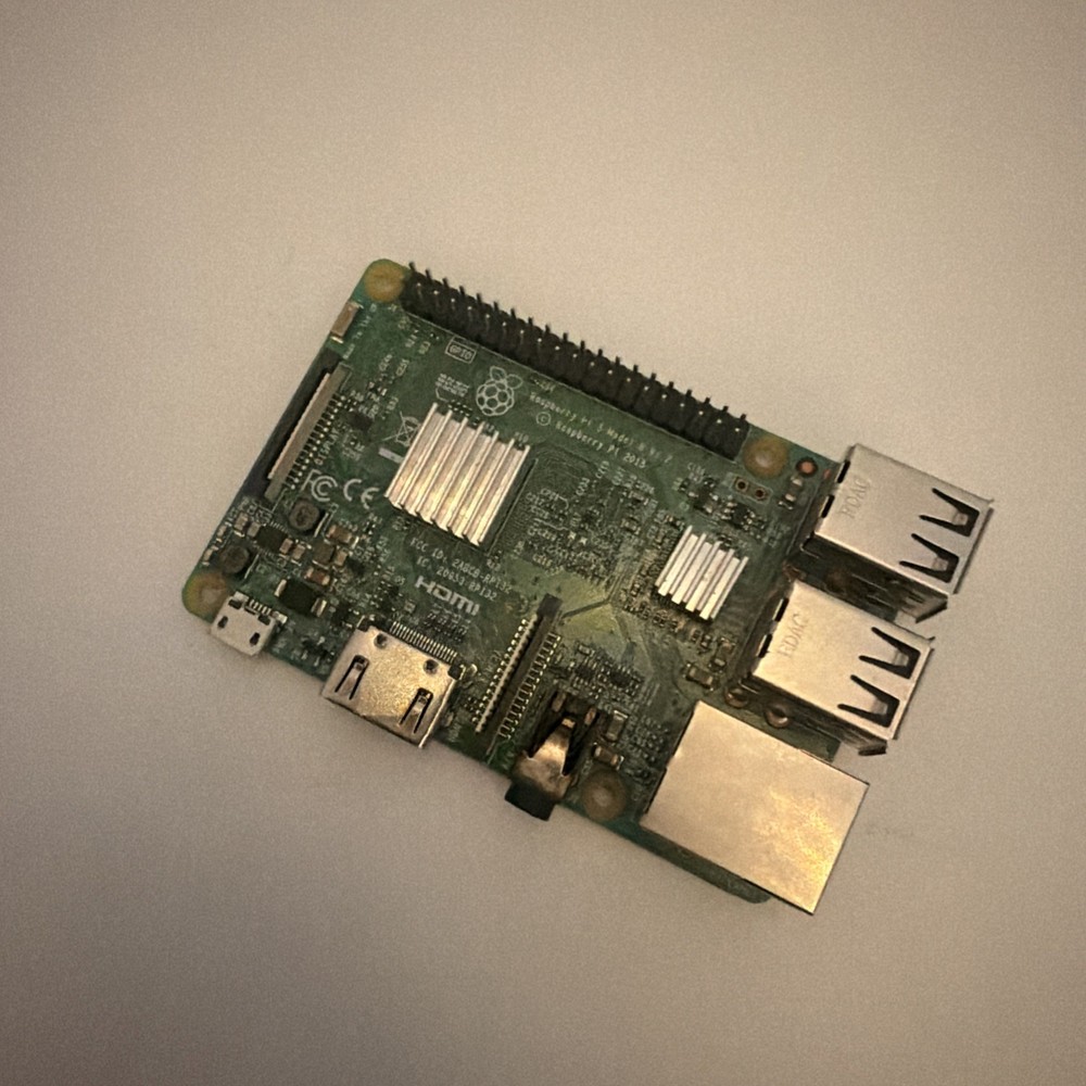 Raspberry Pi 3 Model B v1.2 Single Board Computer 1GB ARM USB Ethernet HDMI