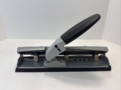 Heavy Duty Swingline 3 Hole Punch Model 74030 Cuts through 20 Sheets