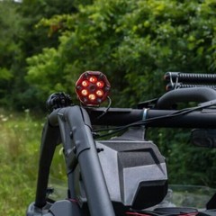 JW SPEAKER Round LED Warning Light, Model Trail 6 Flash