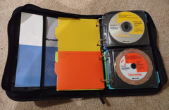 MICROSOFT Volume Licensing Canvas Storage Binder 12.5” x 9” x 3”Full W/ 70 Discs