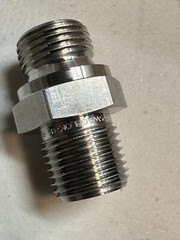 🔥 11 Pcs – Swagelok Stainless Steel Hex Pipe Nipple, 1/2″ NPT, SS-8-HN