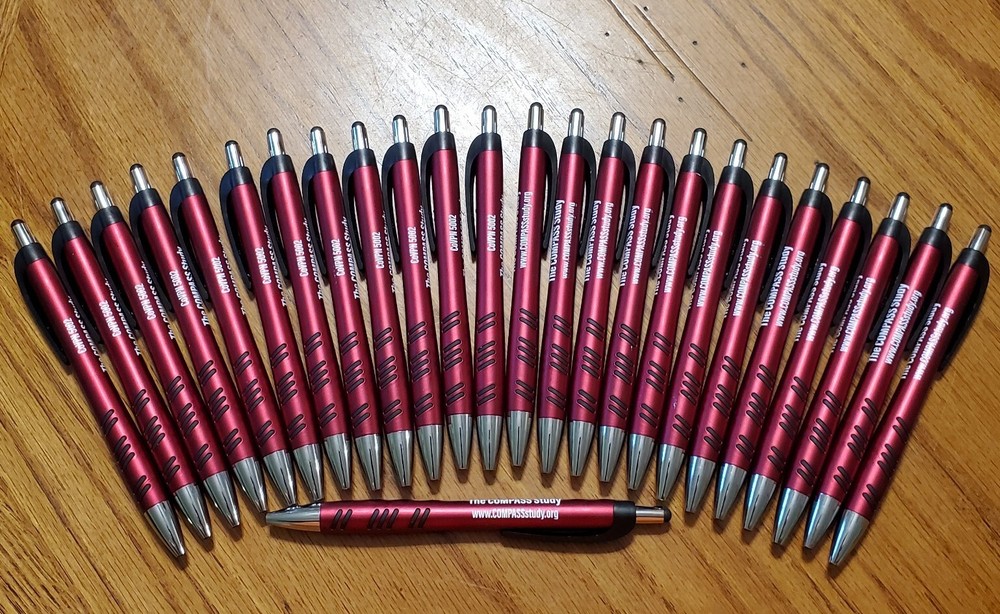 Lot of 25 Misprint Ergonomic Mantaray Stylus Click Pen -New – Black Ink – Grips
