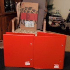 Apple Colour File Storage Binder Lot Red & Green Vinyl 1/2in Round Ring 100