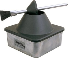Weaver Leather Supply 25oz Glue Pot Black Aluminum Tip-Resistant Adhesive Tool
