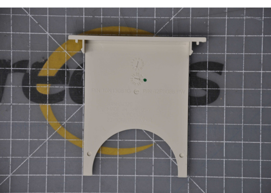 NEW IBM FILLER PANEL INSERT FOR 30L6218, MONITOR 30L6230