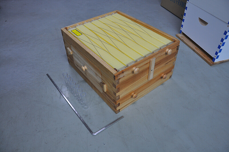 Auto Bee Hives Super Bee Box Beekeeping Hives + 7 Bee Hive Frames