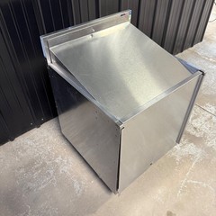 Perlick TS24LS 24″ Liquor Display Unit Underbar 5-Tier Stainless Steel NSF Used