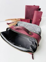 Luxury Leather Gift Set: Notebook, Wallet, Cosmetic Bag, Keychain – Personalized