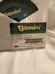 Norton Gemini Bench Pedestal Wheel 6 x 1/2 x 1 SC 120 Grade Extra Fine