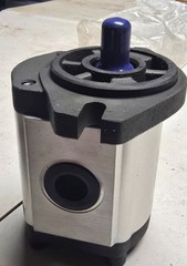 Hydraulic Gear Pump GRH Low Noise High Pressure – 13.31 GPM 3625 PSI