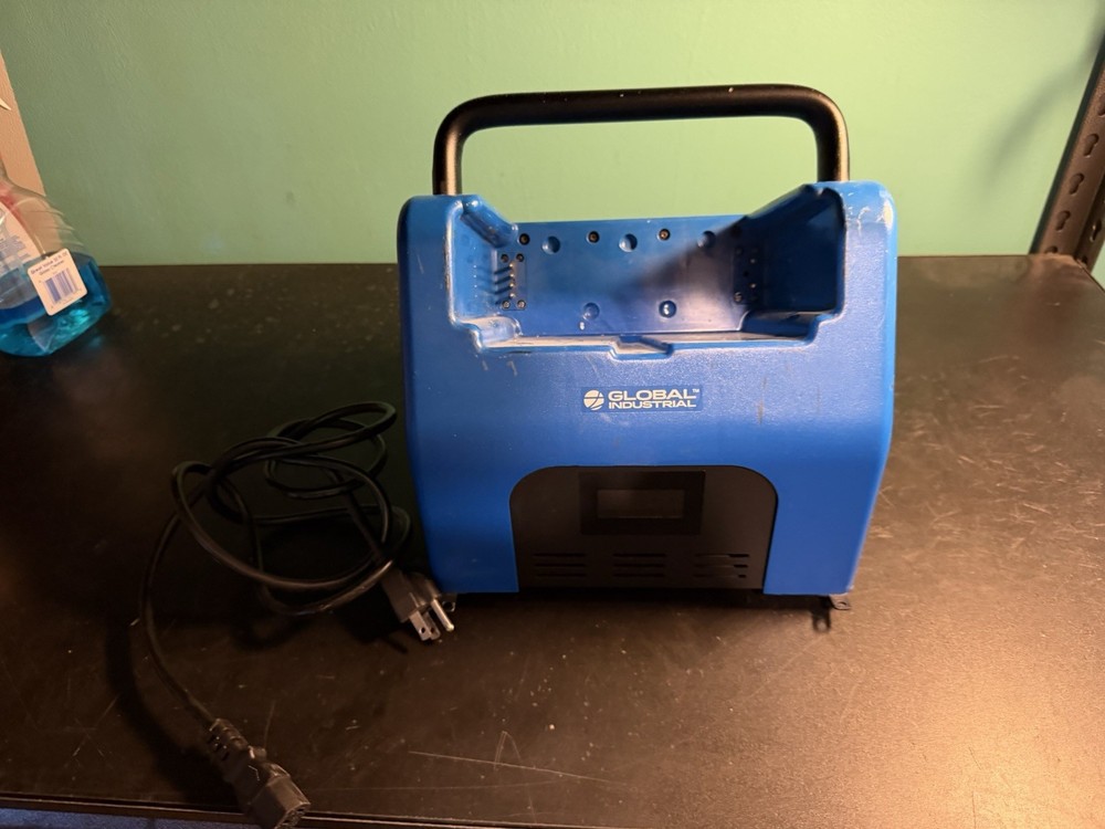 Global Industrial Single Docking Station for Swappable LiFePO4 Battery