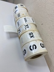 3500 pc Apparel Sz Stickers Labels 7 Rolls 1″ Self Adhesive XS,S,M,L,XL,XXL,XXXL