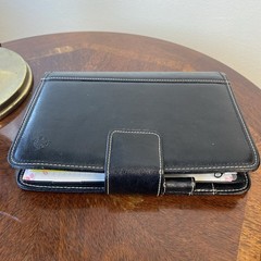 Compact Franklin Covey Planner Black Magnetic Snap 6-Ring & Accessories