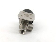 New Swagelok SS-92F2-A-O Angle-Pattern Toggle Valve Stainless Steel 1/8″ FNPT