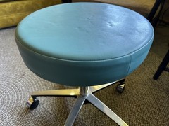 Vintage Mismatch Manual Screw Adjust Operators Dr.s Exam Medical Stool