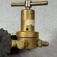 Uniweld RHP400 Nitrogen Regulator With 0-400 PSI Delivery Pressure