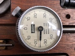 Lufkin Universal Dial Test Indicator – Mint Cond – Mahogany Case – 399A – 299A
