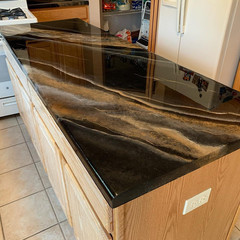 Epoxy Undercoat White (1 Quart) for Bar Tops & More | High-Bond Undercoat for MD