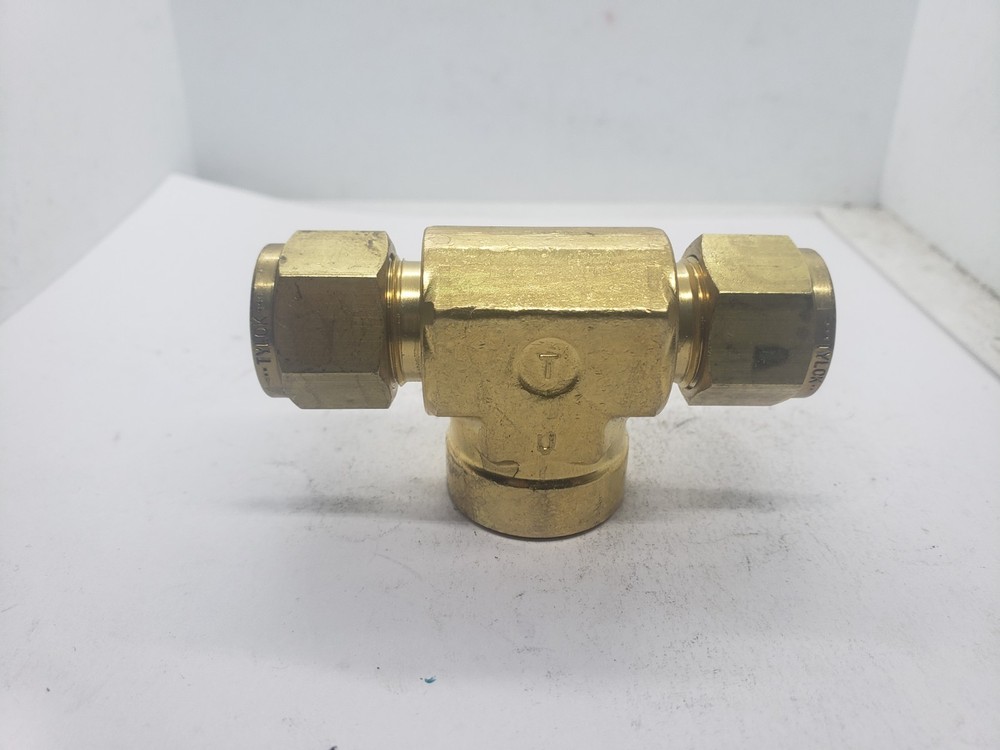 TYLOK B-8-DTTF-8 REF (B-810-3-8TTF) FEMALE BRANCH TEE 1/2″ OD TUBE 1/2 FNPT, NNB