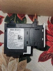Allen-Bradley CAT 193-1EEDB E100 3.2-16.0 ADirect Mnt Overload Relay