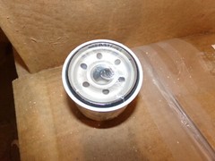 NEW Donaldson P502024 Oil Filter, lot of 2 *FREE SHIPPING* replaces AM107423