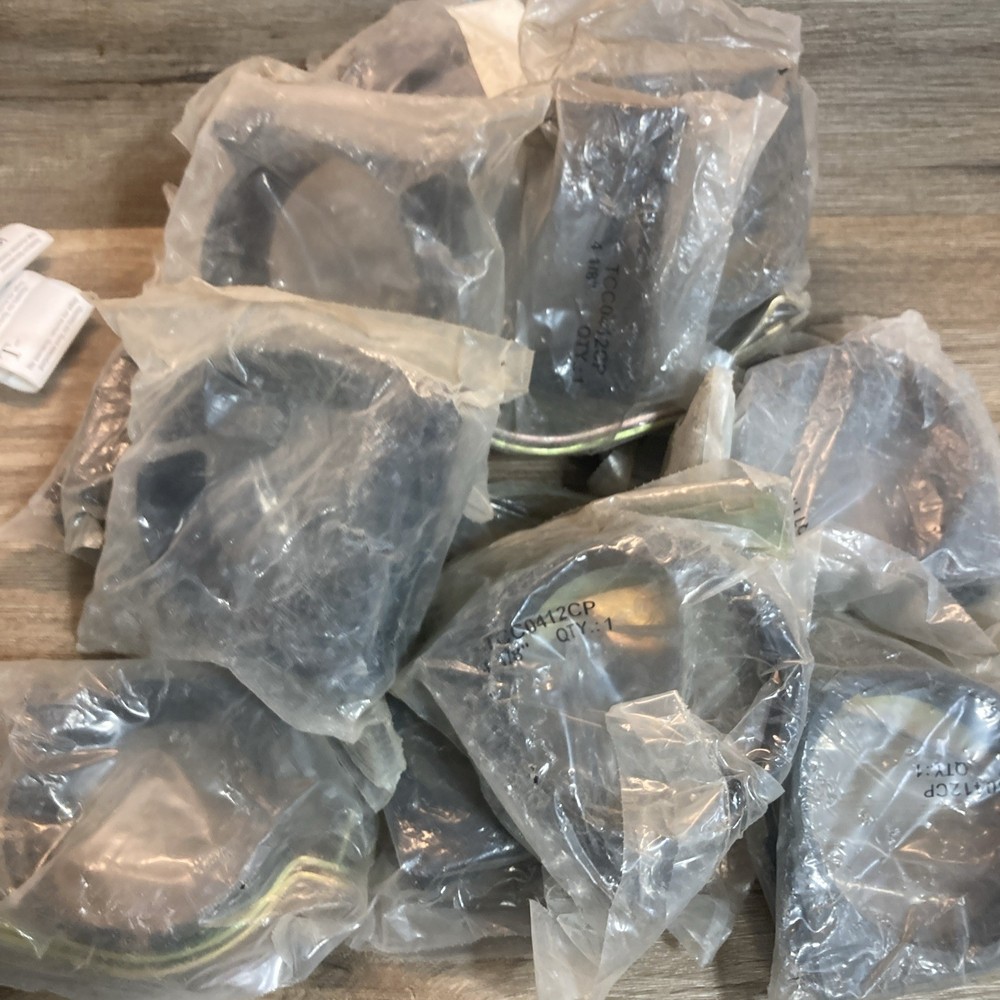 Lot Of 15 – B Line Systems Vibra Clamp Cushion 4-1/8″ Pipe Tube Clamps TCC0412CP