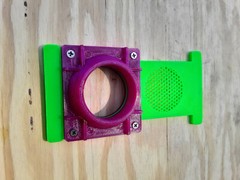 Bee Vacuum Gate for Beekeeping with Nail Lock