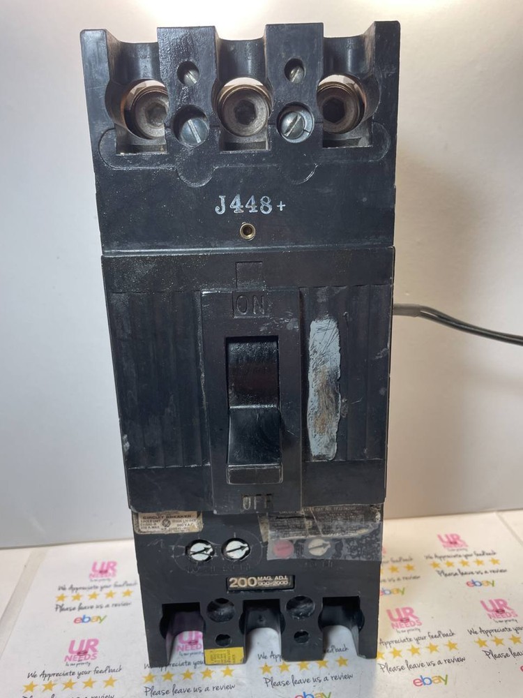 GE TFJ236200 BREAKER WSHUNT AND AUXILIARI 200A 600V 3PH USED