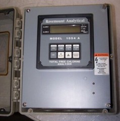 NEW ROSEMOUNT 1054 A ENCLOSED TOTAL FREE CHLORINE ANALYZER 115 VAC