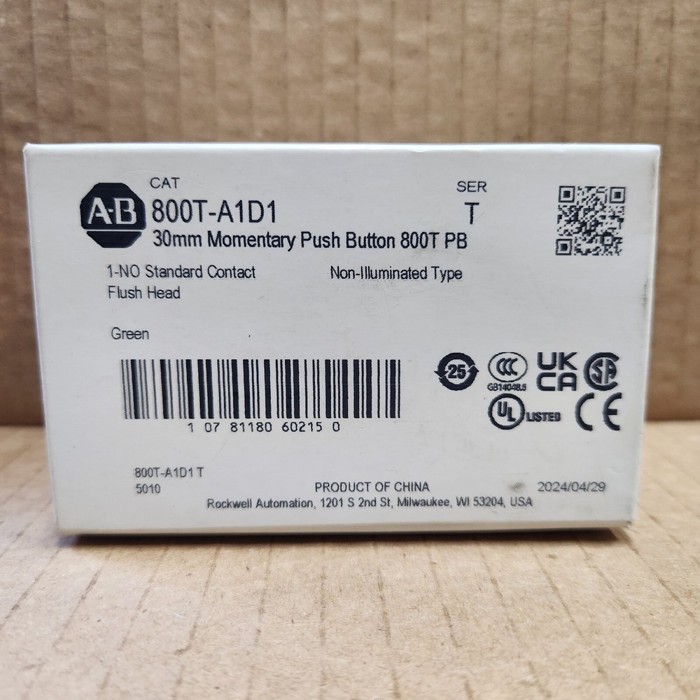 New Allen-Bradley 800T-A1D1 * Momentary Push Button, Green, (1) NO Contact Block