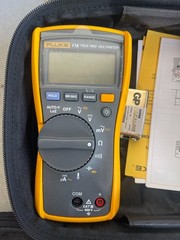 Fluke 116 Handheld True RMS Multimeter Gray Yellow New