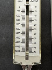 Vintage Ohaus Spring Scale 8008 In Box USA Made Grams Newtons Dental Lab Hook