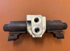 Genie Lift Part # 04.4240.0055GT ELECTROVALVE NEW OEM GTH1544