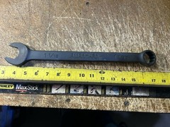Wright Grip 2.0 31134 Black Oxide Combination Wrench 12 Point 1-1/16”
